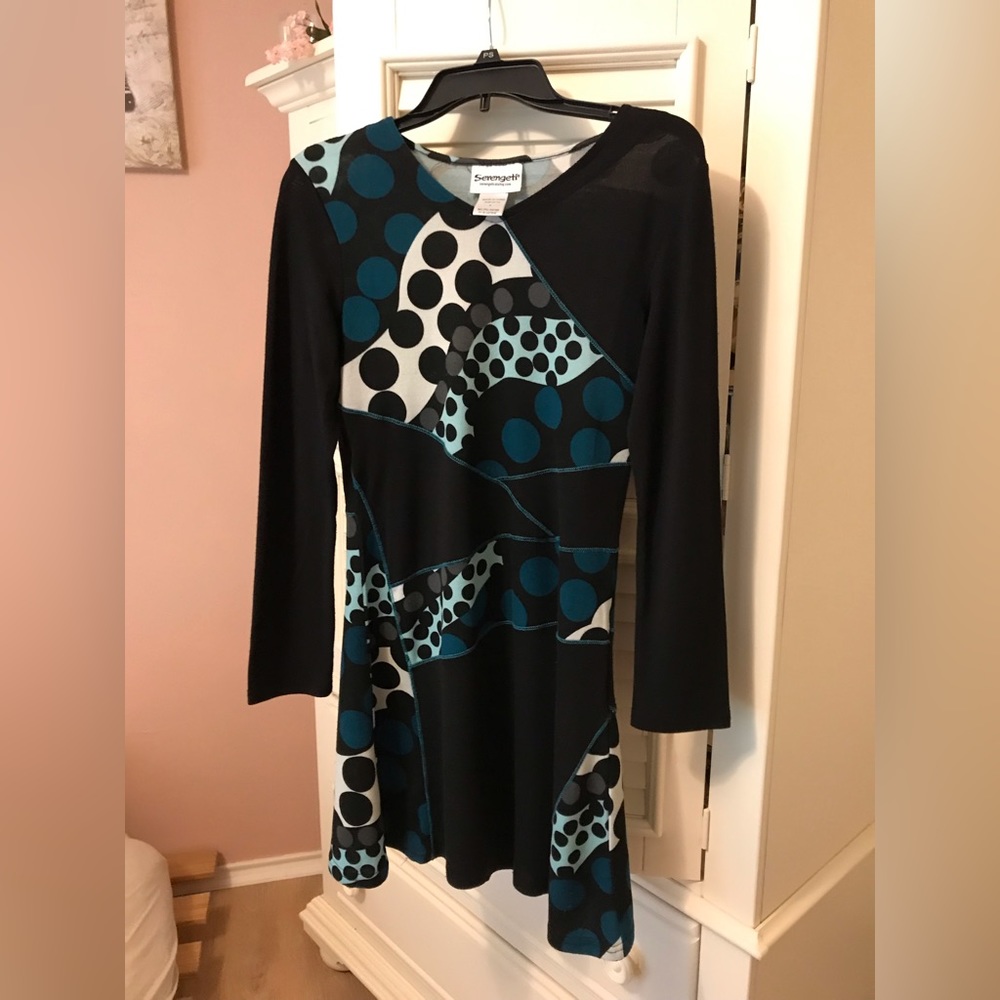Serengeti 🌐⚪️⚫️ lightweight sweater tunic